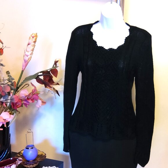 NWT Women’s Black Lightweight Long Sleeve Crochet Cardigan Pullover Sweater - Picture 5 of 7